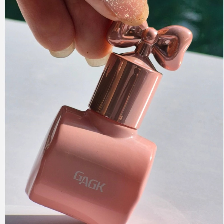 رژلب مایع پاپیونی گک GAGK